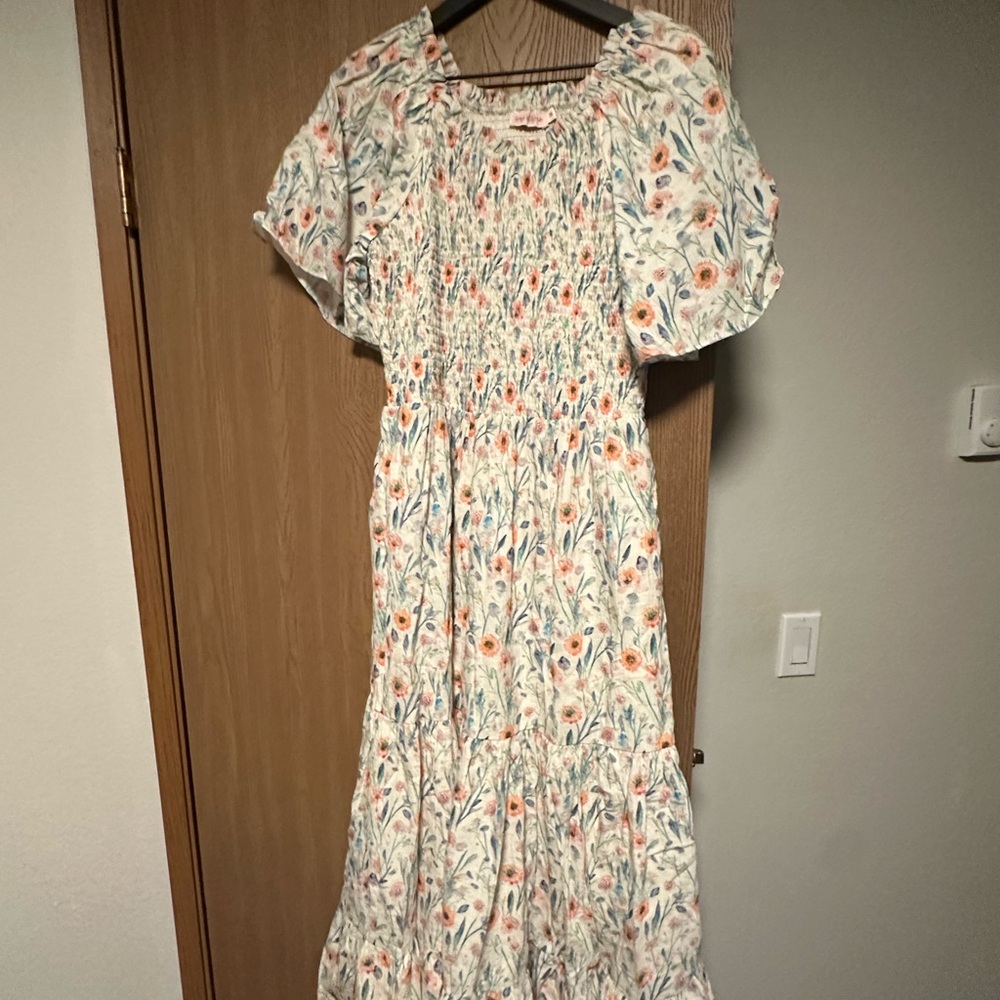 Ivy City Co Maxi Floral Dress - Picture 3 of 6